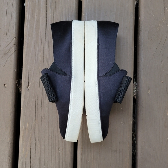 Stuart Weitzman Black Satin Bowgal Bow Slip-on Platform Sneakers Woman's 9.5 - Picture 4 of 9